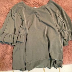 Cute sage green top !!